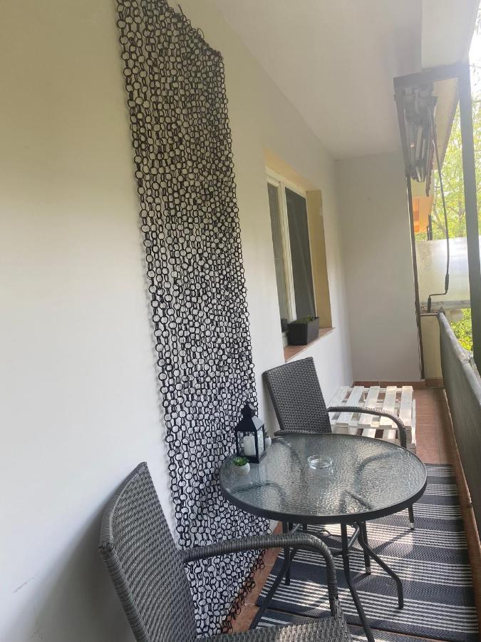 Gabrielle2 Apartman Дебрецен Екстериор снимка